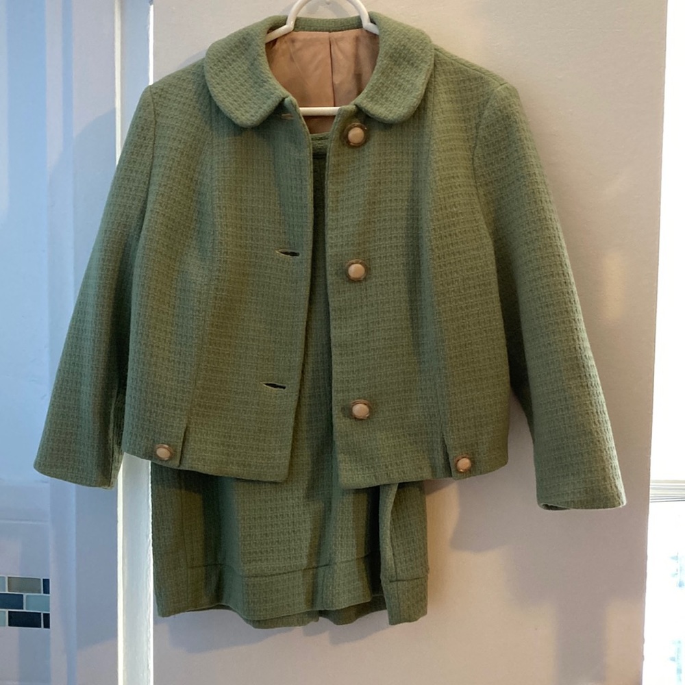 Vintage 60’s skirt suit